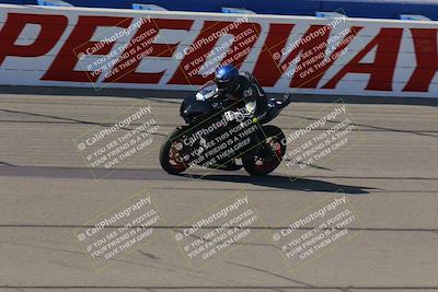 media/Aug-26-2022-Fastrack Riders (Fri) [[055e3b3c9d]]/level 2/Session 1 Start Finish/